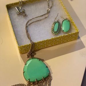 Kendra Scott Set Green in excellent condition.